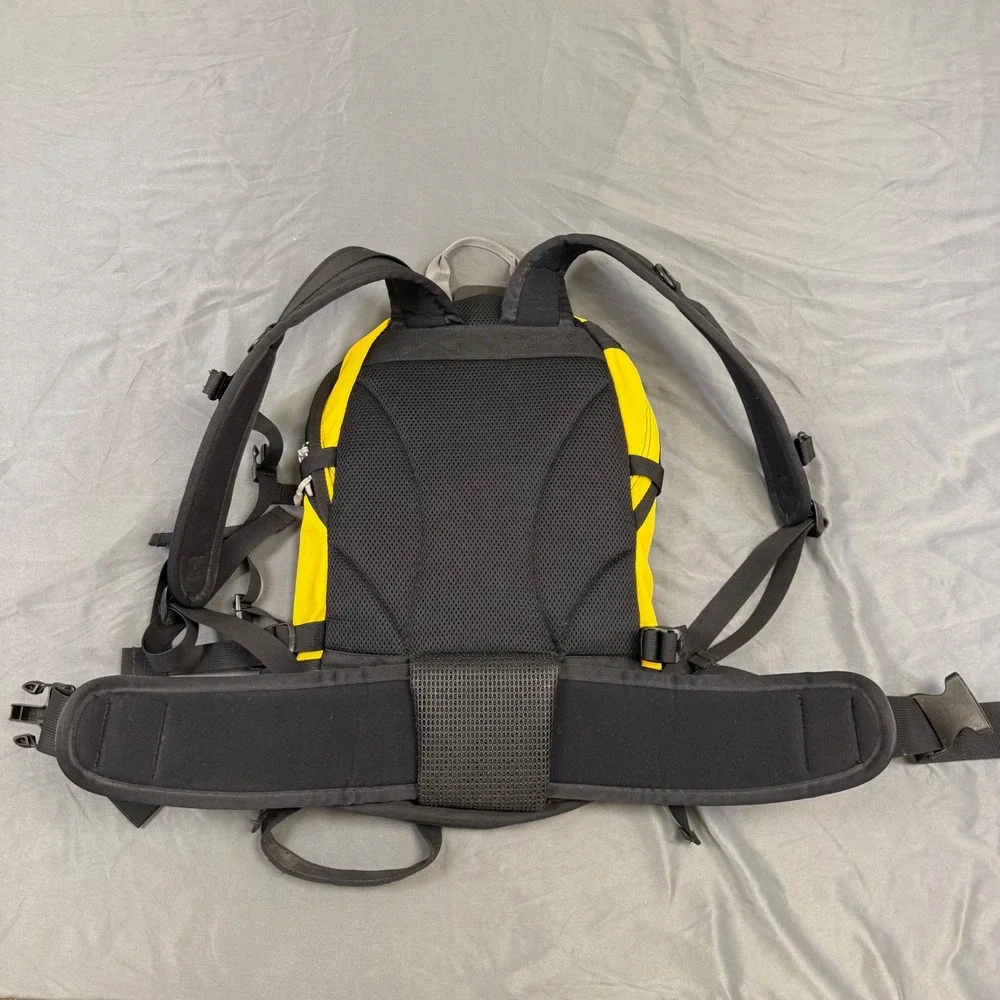 Vintage Dakine Vertex Backpack Blue Yellow Technical Hiking Snowboard Bag